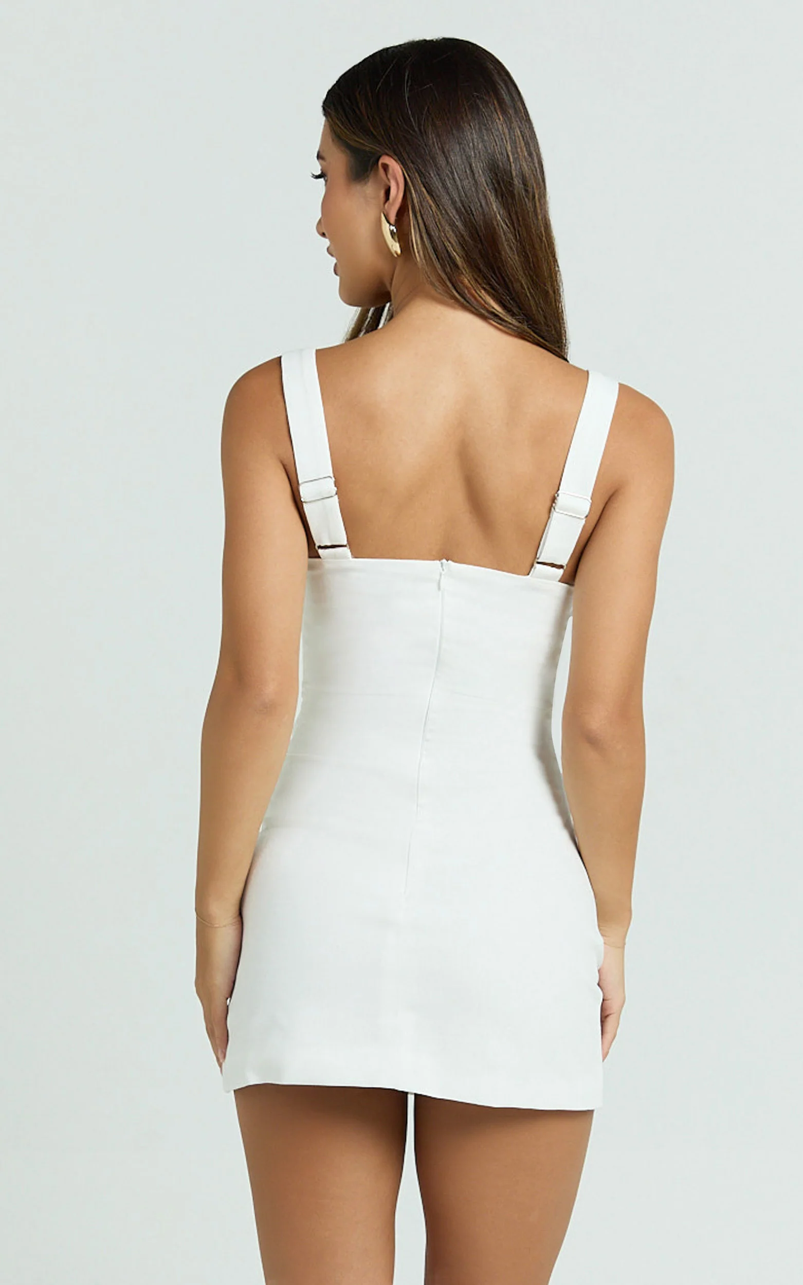 Arna Mini Dress - High Neck Fitted Bow Detail Leg Split Fitted Dress in White - Image 6