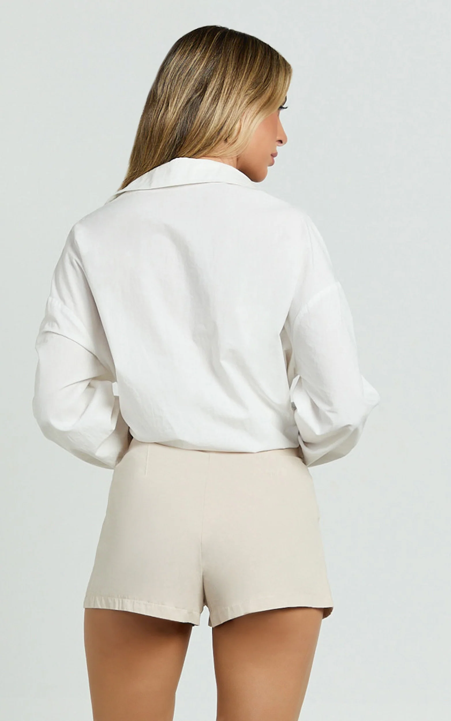 Elyssa Shorts - Pleat Detail Shorts in Beige - Image 7