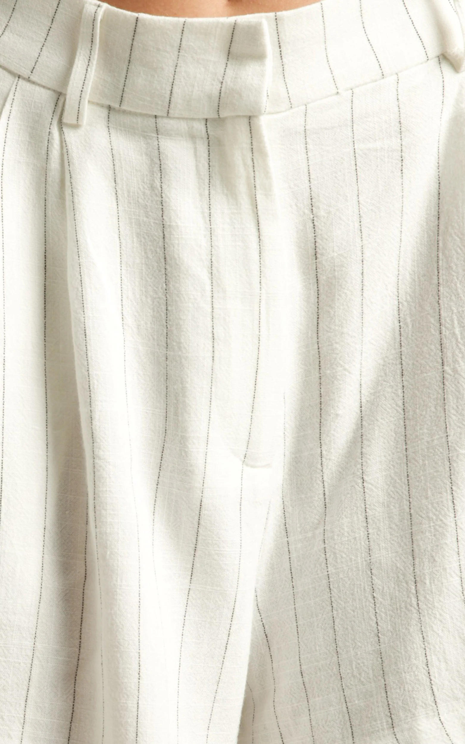 Manon Shorts - Linen Tailored Pinstripe Shorts in White - Image 8
