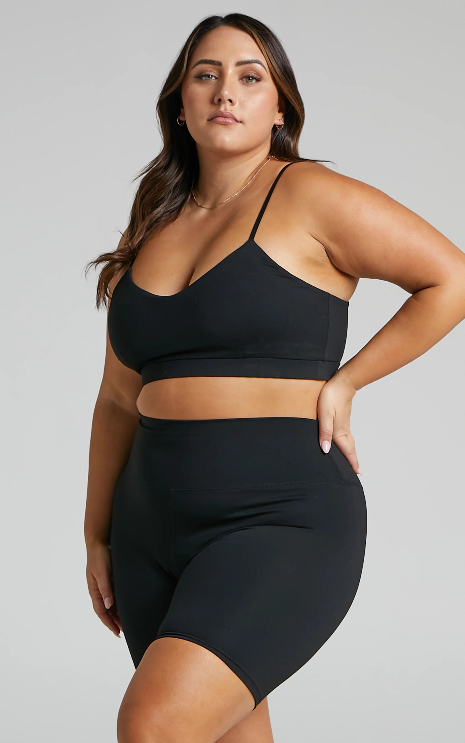 Orochie Bralette - Scoop Neck Bralette in Black - Image 4